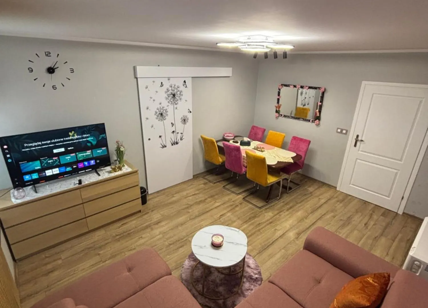 アパート Amj Apartament ヴロツワフ ポーランド